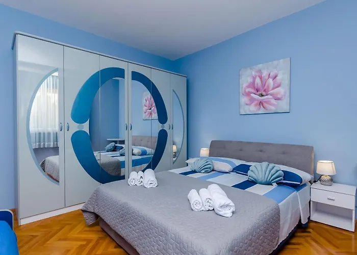 Miro And Marino Apartment